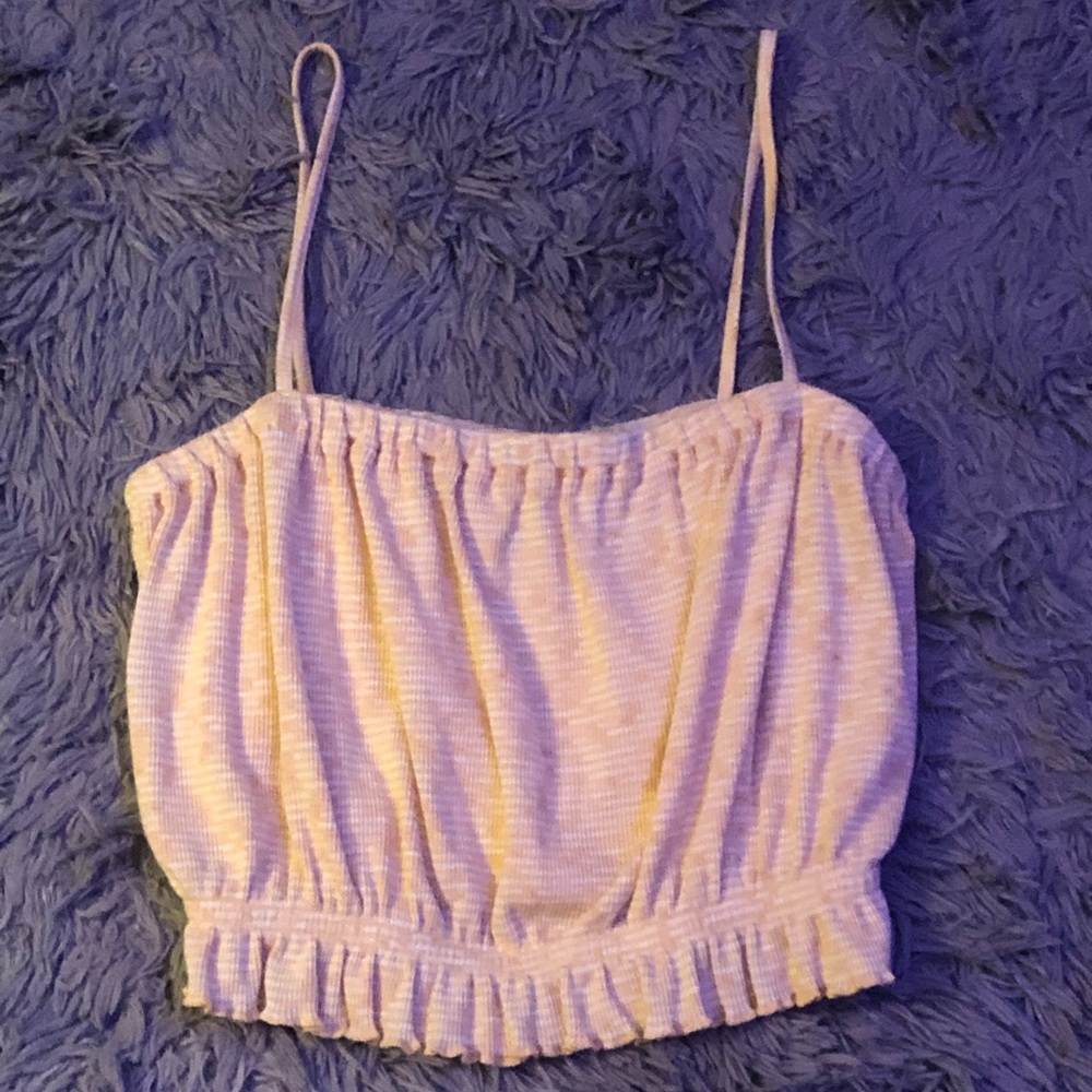 Cropped ruffled top
